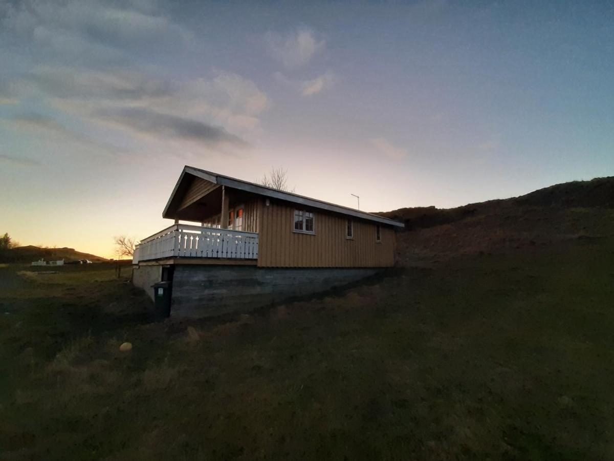 Guesthouse Hólmur Exterior foto